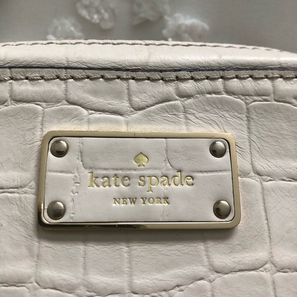 Kate Spade handbag with alligator print & white gold plated hardware - Picture 2 of 5